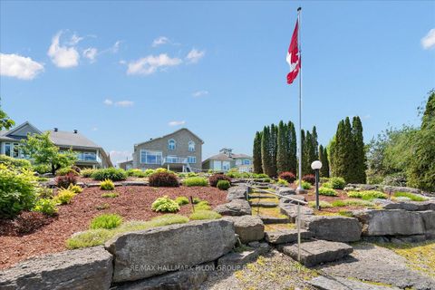 Photo 38 at 6373 RADISSON Way, Hiawatha Park/Convent Glen, Orleans