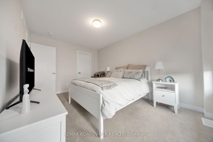 Photo 24 at 189 Beebalm Crescent, Nepean (Half Moon Bay), Ottawa