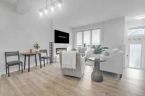 Photo 2 at 189 Beebalm Crescent, Nepean (Half Moon Bay), Ottawa