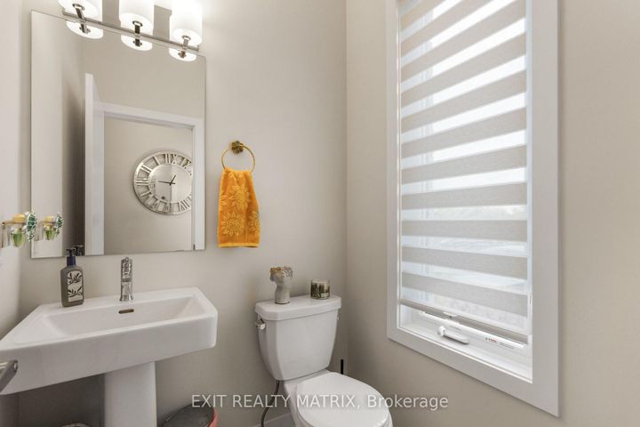 Photo 4 at 233 Conservancy Drive, Nepean (Heritage Park), Ottawa