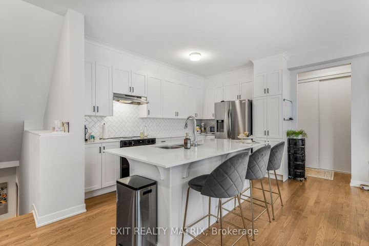 Photo 12 at 233 Conservancy Drive, Nepean (Heritage Park), Ottawa