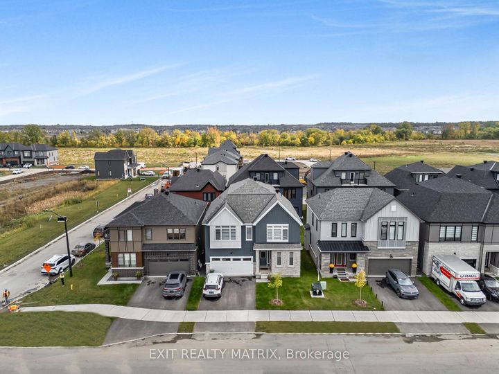 Photo 45 at 233 Conservancy Drive, Nepean (Heritage Park), Ottawa