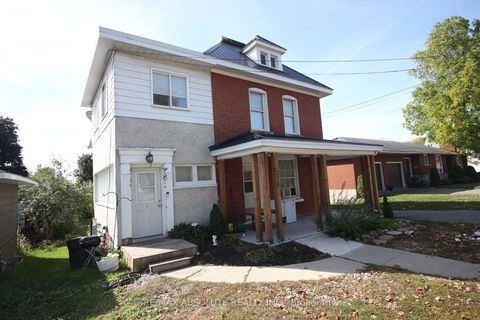 Photo 2 at 278 Elgin Street W, Arnprior