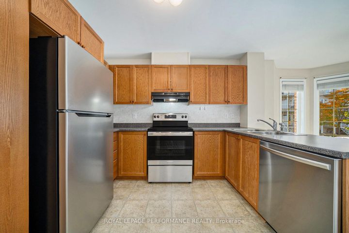 Photo 3 at 52 - 130 Berrigan Drive, Nepean (Longfields), Ottawa
