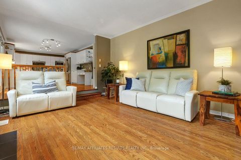 Photo 17 at 35 Crantham Crescent, Stittsville (Central), Stittsville