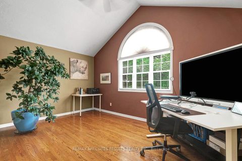 Photo 34 at 35 Crantham Crescent, Stittsville (Central), Stittsville