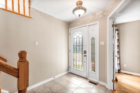 Photo 2 at 1659 Toulouse Crescent, Orleans/Sunridge, Orleans