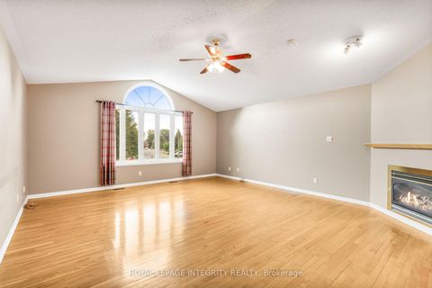 Photo 14 at 1659 Toulouse Crescent, Orleans/Sunridge, Orleans