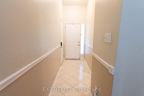 Photo 1 at 54 Sheppard's Glen Avenue, Emerald Meadows/Trailwest, Kanata