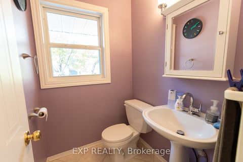 Photo 8 at 54 Sheppard's Glen Avenue, Emerald Meadows/Trailwest, Kanata