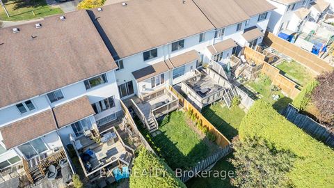 Photo 27 at 54 Sheppard's Glen Avenue, Emerald Meadows/Trailwest, Kanata