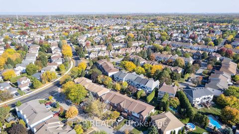 Photo 29 at 54 Sheppard's Glen Avenue, Emerald Meadows/Trailwest, Kanata