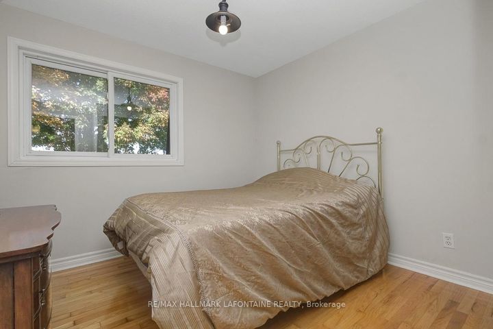 Photo 21 at 28 - 2 Bertona Street, Nepean (Manordale), Ottawa