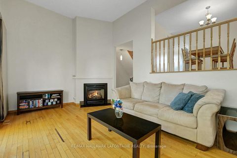 Photo 6 at 28 - 2 Bertona Street, Nepean (Manordale), Ottawa