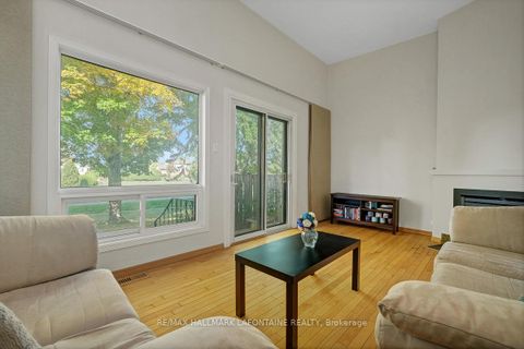 Photo 7 at 28 - 2 Bertona Street, Nepean (Manordale), Ottawa