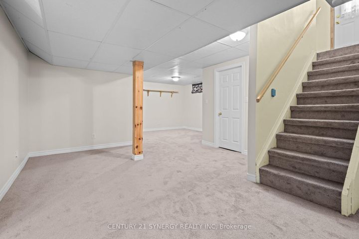 Photo 24 at 20 Parkside Crescent, Nepean (Meadowlands/Crestview), Ottawa
