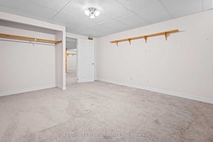 Photo 25 at 20 Parkside Crescent, Nepean (Meadowlands/Crestview), Ottawa