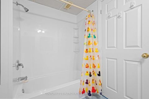 Photo 30 at 20 Parkside Crescent, Nepean (Meadowlands/Crestview), Ottawa