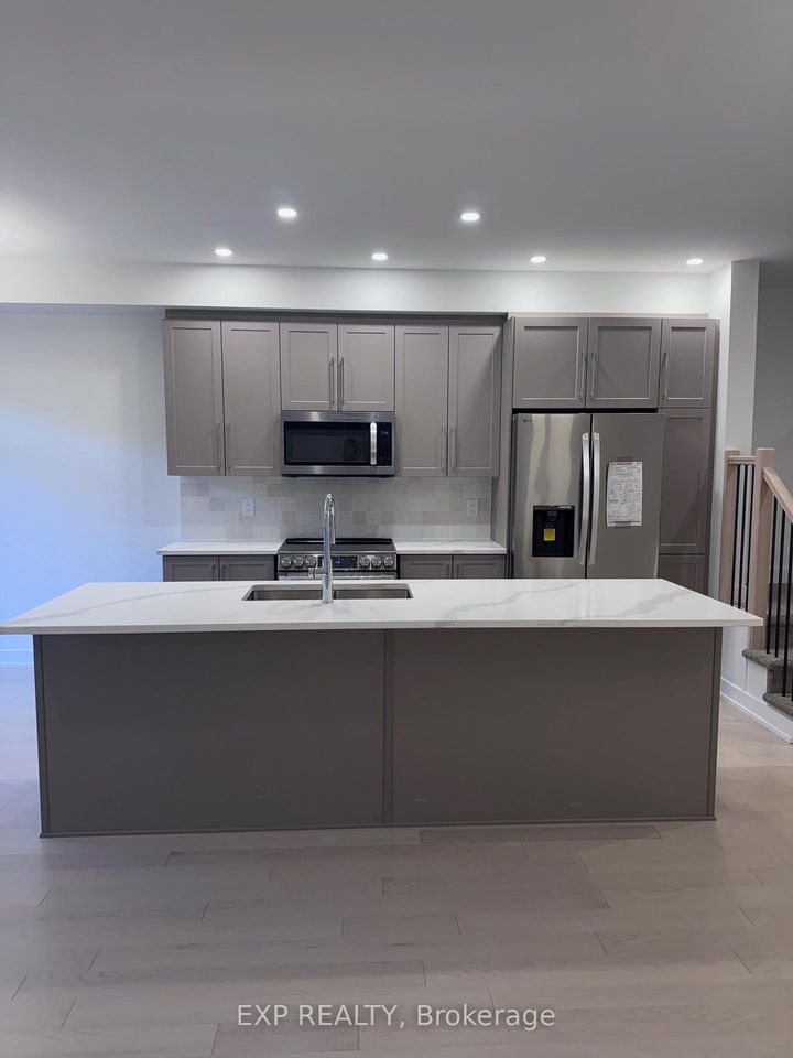 Photo 8 at 130 Sencha Terrace, Nepean (Heritage Park), Ottawa