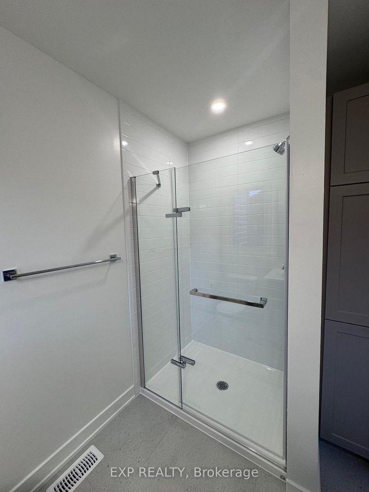 Photo 15 at 130 Sencha Terrace, Nepean (Heritage Park), Ottawa