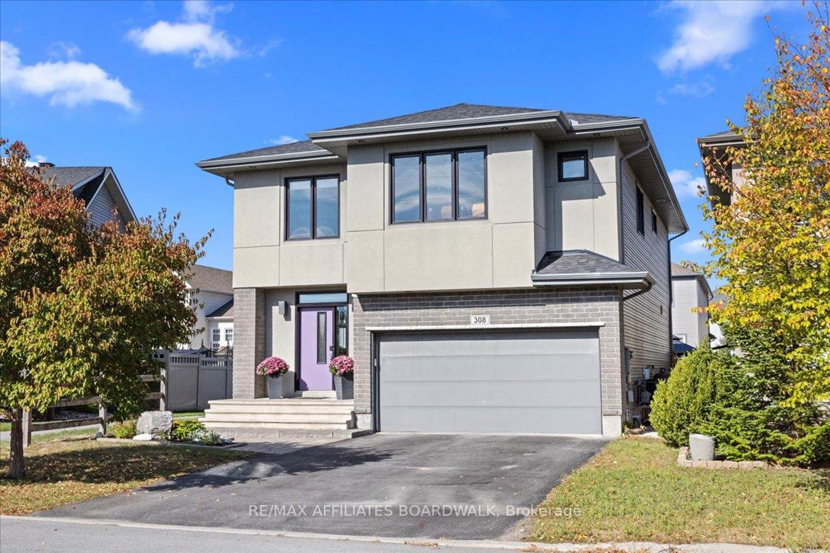 308 Equine Way, Emerald Meadows/Trailwest, Kanata 2