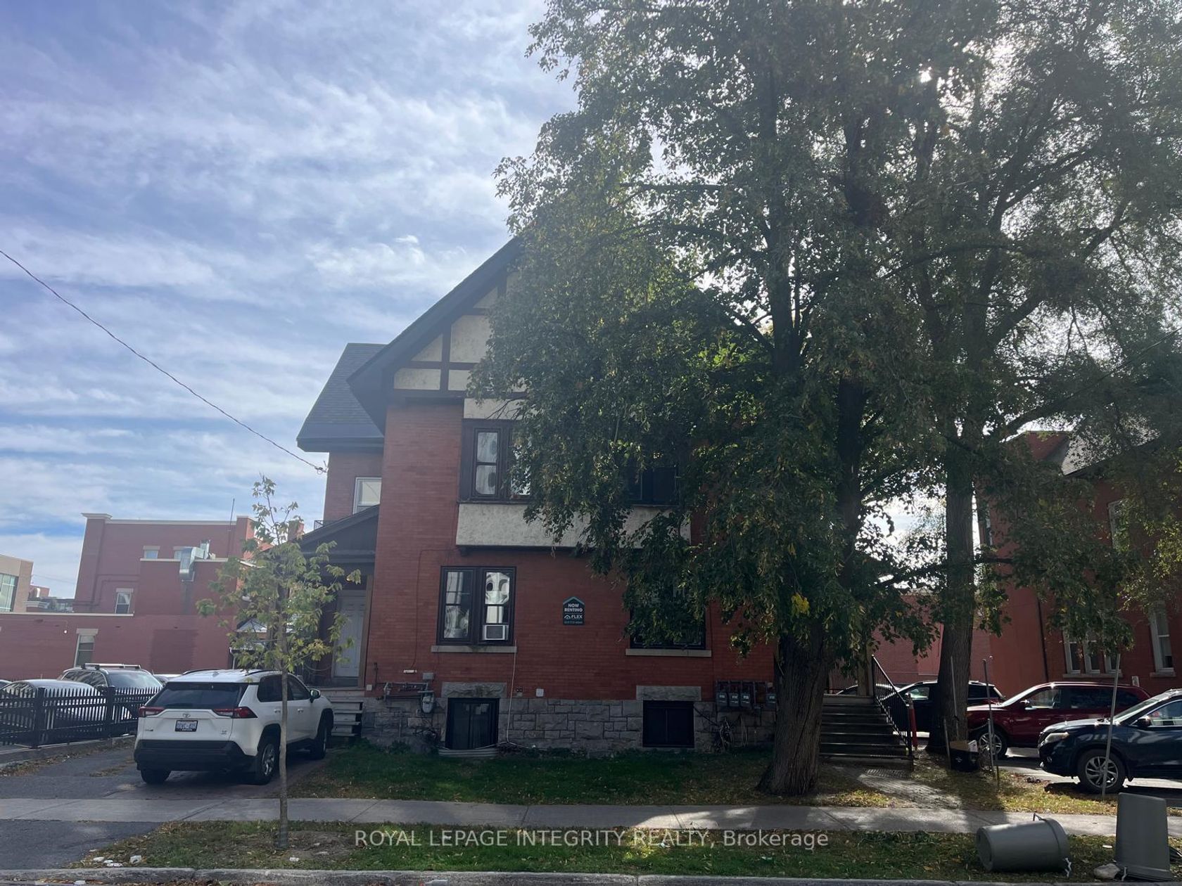 220-222 Argyle Avenue, Ottawa Centre 2
