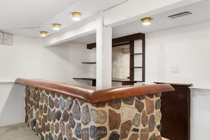 Photo 25 at 47 KIDGROVE Gardens, Nepean (Tanglewood), Ottawa