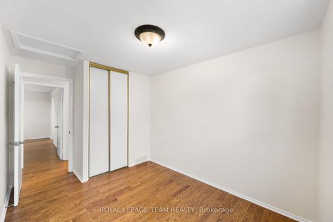 Photo 15 at 47 KIDGROVE Gardens, Nepean (Tanglewood), Ottawa