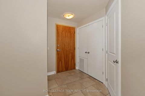 Photo 4 at 206 - 14 Norice Street, Nepean (Meadowlands/Crestview), Ottawa