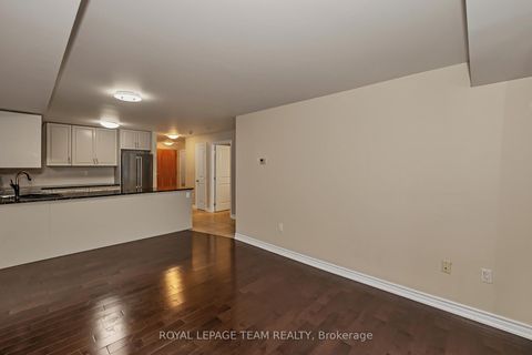 Photo 8 at 206 - 14 Norice Street, Nepean (Meadowlands/Crestview), Ottawa