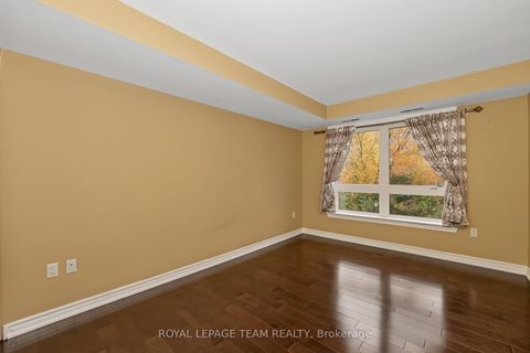 Photo 12 at 206 - 14 Norice Street, Nepean (Meadowlands/Crestview), Ottawa