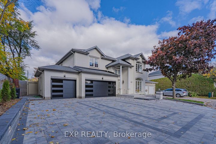 Photo 1 at 15 WELLSMERE Court, Nepean (Rideau Heights/Rideau River), Ottawa