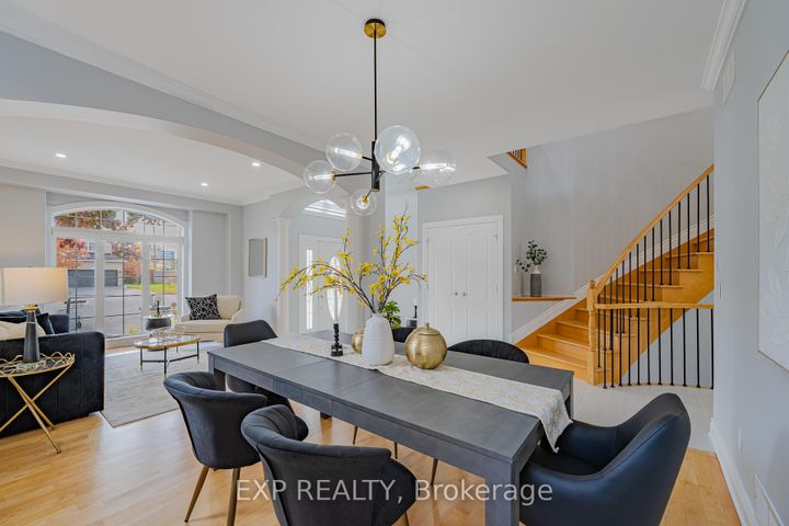 Photo 7 at 15 WELLSMERE Court, Nepean (Rideau Heights/Rideau River), Ottawa