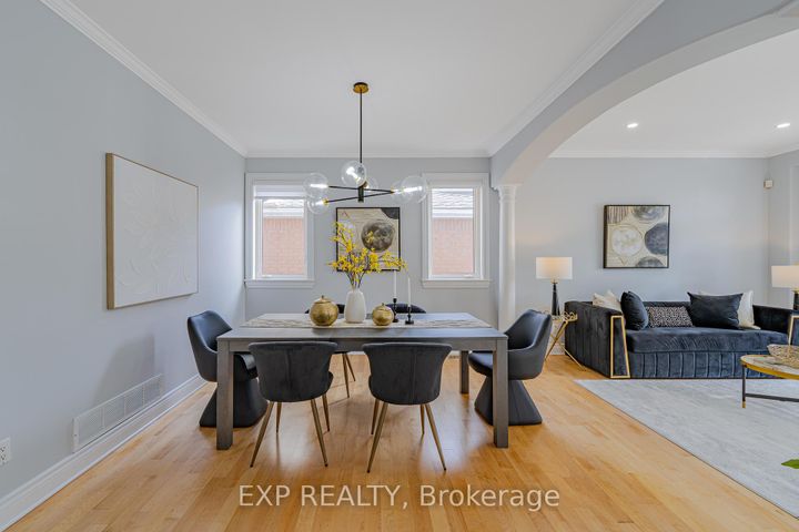 Photo 8 at 15 WELLSMERE Court, Nepean (Rideau Heights/Rideau River), Ottawa