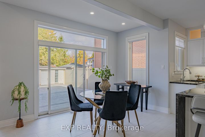 Photo 16 at 15 WELLSMERE Court, Nepean (Rideau Heights/Rideau River), Ottawa