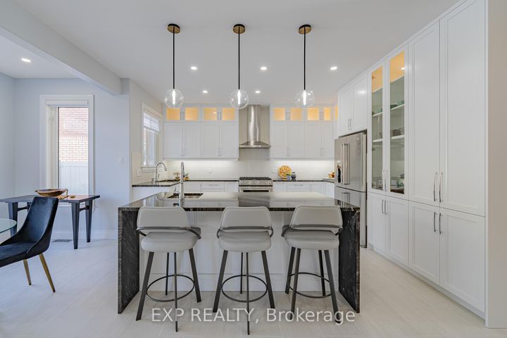 Photo 17 at 15 WELLSMERE Court, Nepean (Rideau Heights/Rideau River), Ottawa