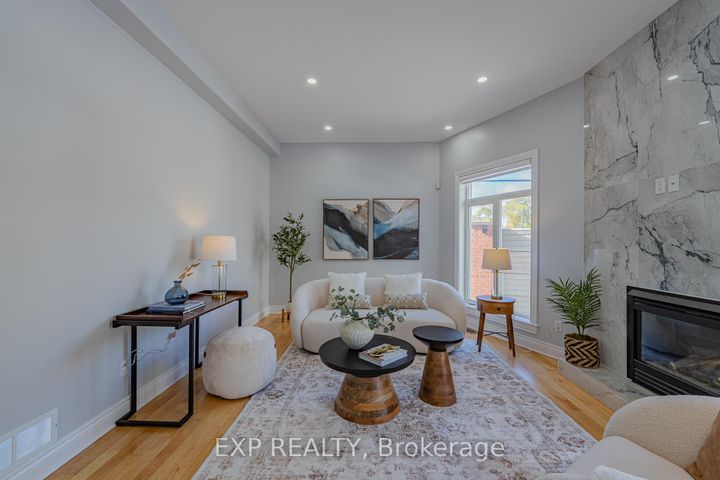 Photo 22 at 15 WELLSMERE Court, Nepean (Rideau Heights/Rideau River), Ottawa