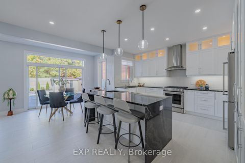 Photo 14 at 15 WELLSMERE Court, Nepean (Rideau Heights/Rideau River), Ottawa