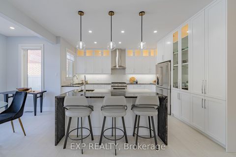 Photo 17 at 15 WELLSMERE Court, Nepean (Rideau Heights/Rideau River), Ottawa