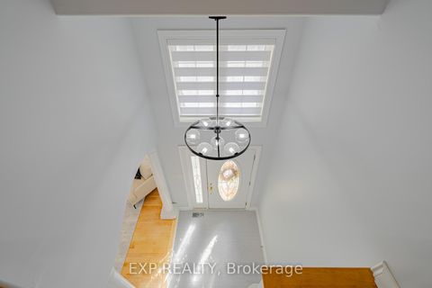 Photo 25 at 15 WELLSMERE Court, Nepean (Rideau Heights/Rideau River), Ottawa