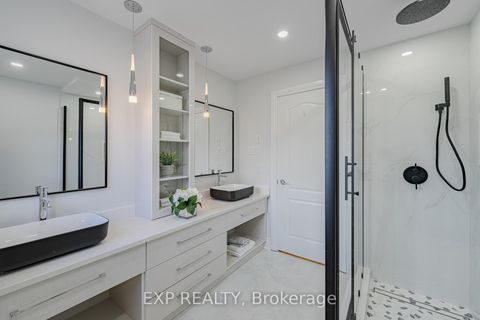 Photo 38 at 15 WELLSMERE Court, Nepean (Rideau Heights/Rideau River), Ottawa