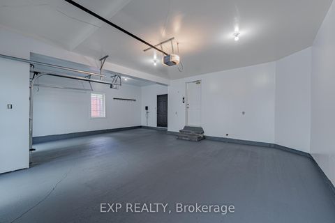 Photo 45 at 15 WELLSMERE Court, Nepean (Rideau Heights/Rideau River), Ottawa