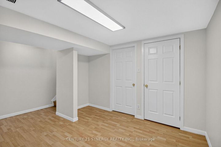 Photo 34 at 928 Meadowlands Drive, Nepean (Carleton Heights), Ottawa