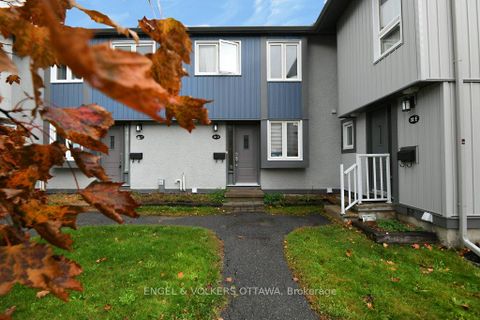 Photo 2 at 32D Benlea Drive, Nepean (Tanglewood), Ottawa