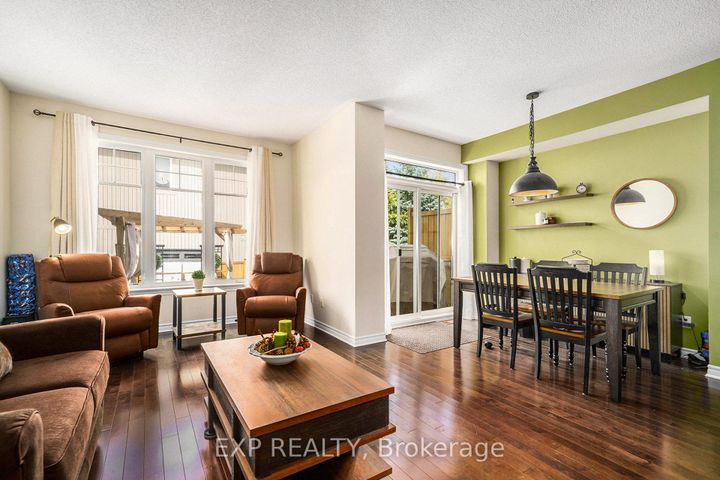 Photo 5 at 203 Brambling Way, Nepean (Half Moon Bay), Ottawa
