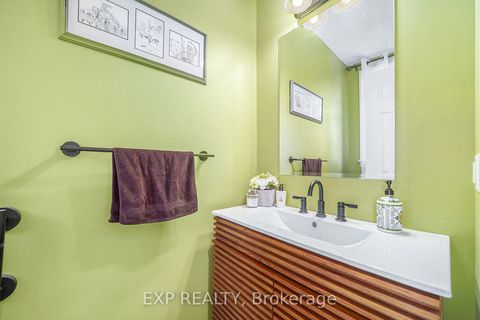 Photo 11 at 203 Brambling Way, Nepean (Half Moon Bay), Ottawa