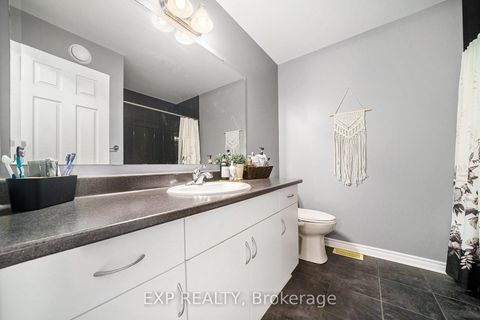 Photo 18 at 203 Brambling Way, Nepean (Half Moon Bay), Ottawa
