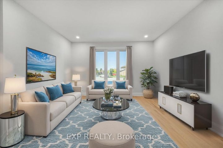 Photo 1 at 18 Ivylea Street, Nepean (Craig Henry/Woodvale), Ottawa