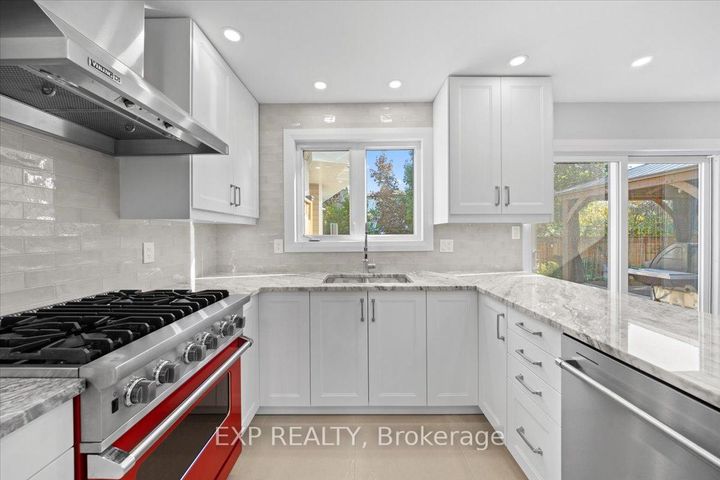 Photo 6 at 18 Ivylea Street, Nepean (Craig Henry/Woodvale), Ottawa