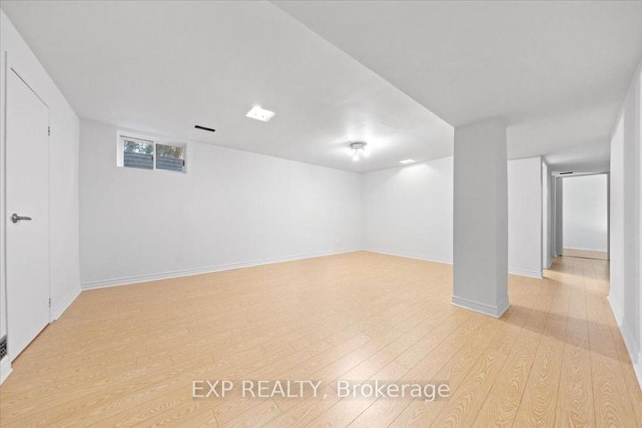 Photo 24 at 18 Ivylea Street, Nepean (Craig Henry/Woodvale), Ottawa